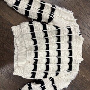 Black and white sweater crew neck sweater size small